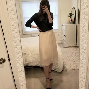 Flowy skirt